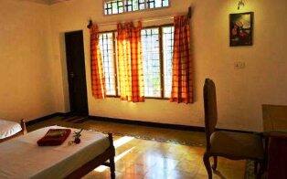 Hotel Albins Glory, Kochi 4